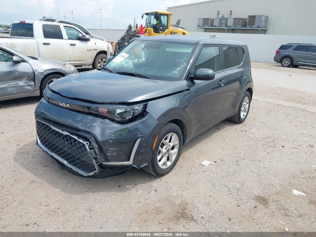 KNDJ23AU1R7911587 KIA Soul