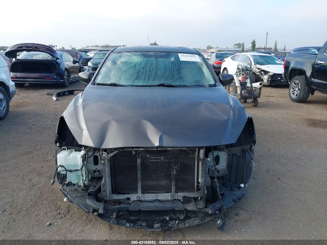 JM1BM1L79E1210156 Mazda pe