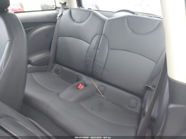 2012 MINI COOPER WMWSU3C51CT263765 Photo 7