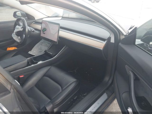 2018 TESLA MODEL 3 5YJ3E1EB4JF054886 Photo 4