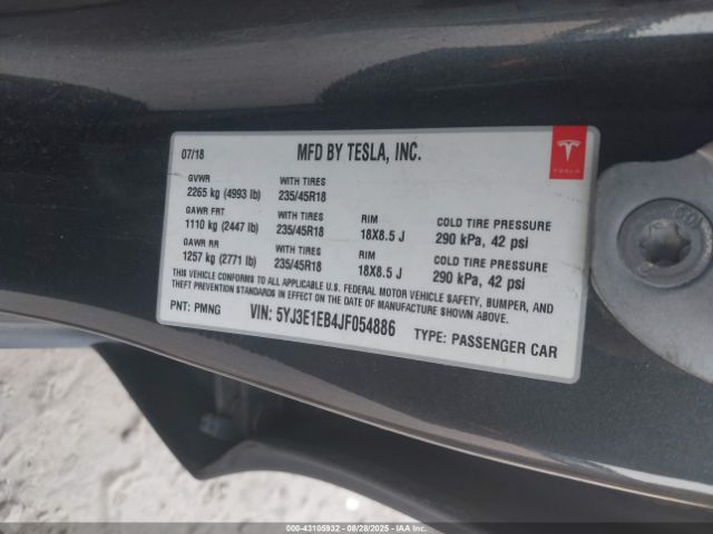 2018 TESLA MODEL 3 5YJ3E1EB4JF054886 Photo 8