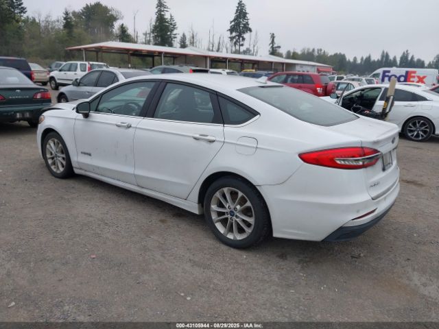 2019 FORD FUSION HYBRID 3FA6P0LU6KR272243 Photo 2