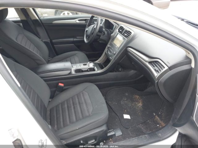 2019 FORD FUSION HYBRID 3FA6P0LU6KR272243 Photo 4