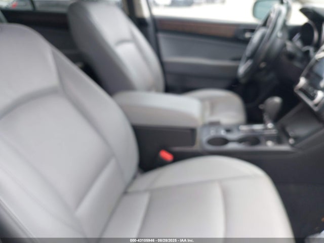 4S4BSENC8J3274884 Subaru u4