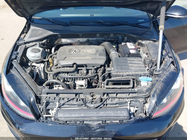 3VW4T7AU8FM017473 Volkswagen GTI