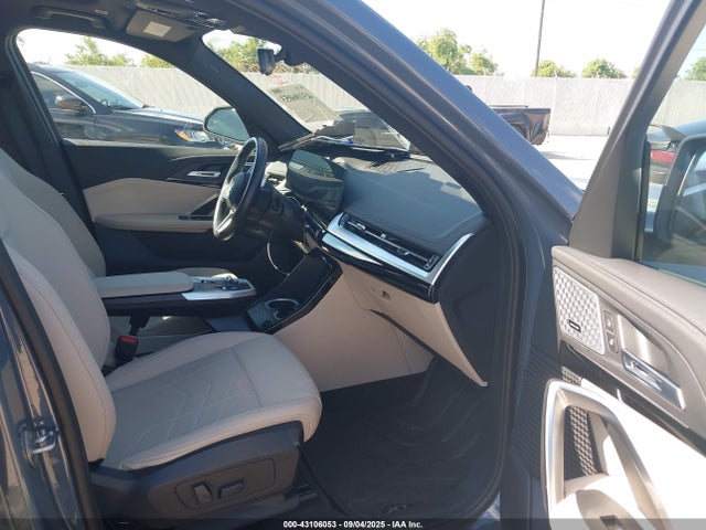 WBX73EF03P5X56934 BMW X1