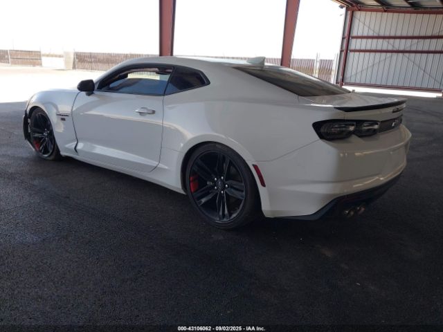 2021 CHEVROLET CAMARO 1G1FF1R73M0106052 Photo 2