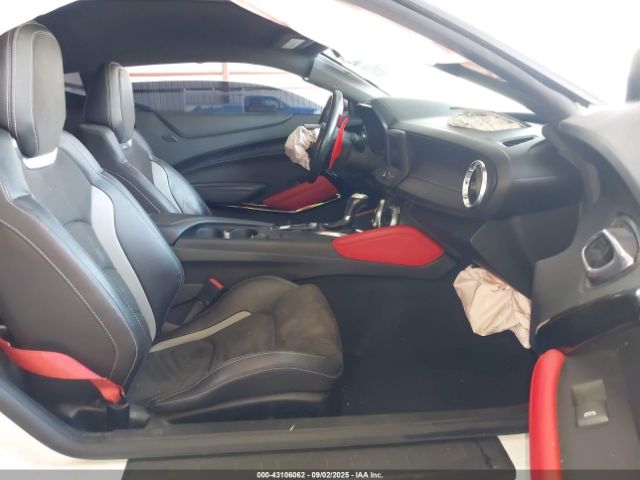 2021 CHEVROLET CAMARO 1G1FF1R73M0106052 Photo 4