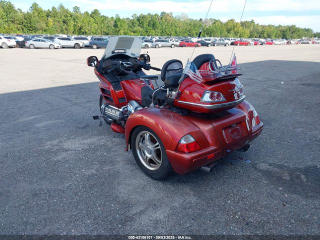 2010 HONDA GL1800 1HFSC47G0AA906628 Photo 2