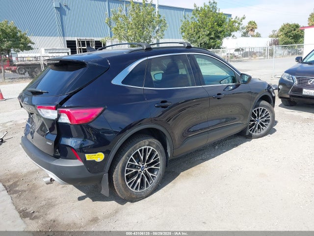 1FMCU0LZ9MUA53396 Ford hev/phev