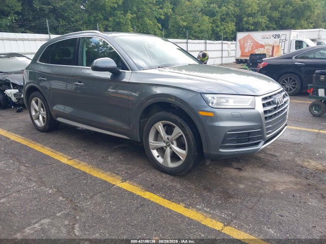 2018 AUDI Q5 WA1BNAFY7J2109083 Photo 0