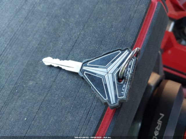 2015 POLARIS SLINGSHOT 57XAAPFA1F5102503 Photo 10