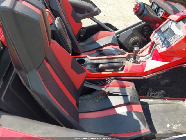2015 POLARIS SLINGSHOT 57XAAPFA1F5102503 Photo 7