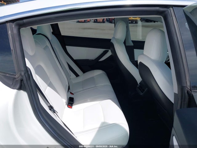 2018 TESLA MODEL 3 5YJ3E1EBXJF135617 Photo 7