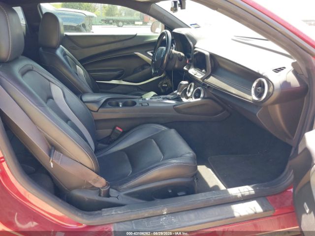 2017 CHEVROLET CAMARO 1G1FD1RX9H0213764 Photo 4