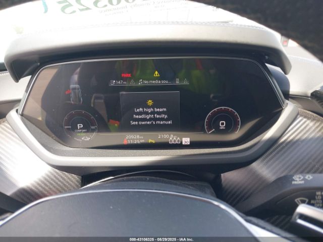 2023 AUDI E-TRON GT WAUCJBFW5P7001046 Photo 6