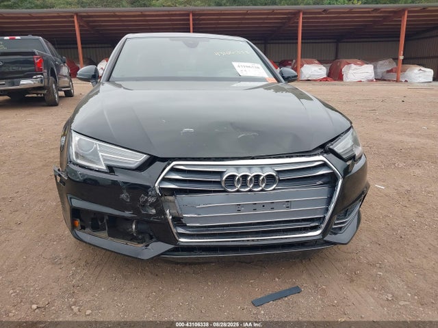 2017 AUDI A4 WAUDNAF44HN053136 Photo 5
