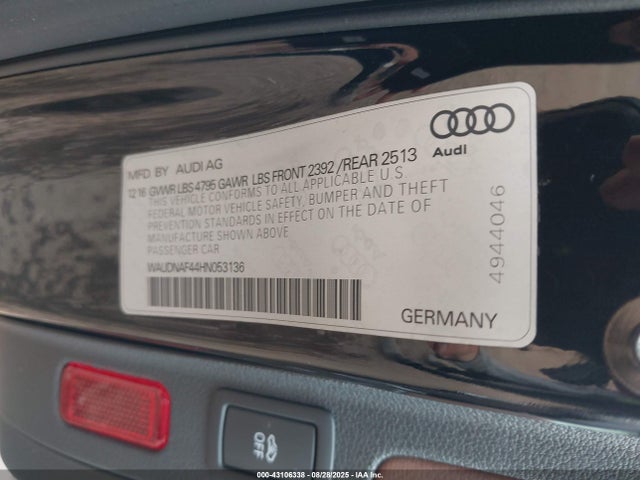 2017 AUDI A4 WAUDNAF44HN053136 Photo 8