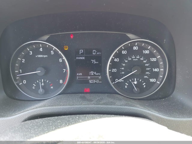 5NPD84LF2HH108443 Hyundai Elantra
