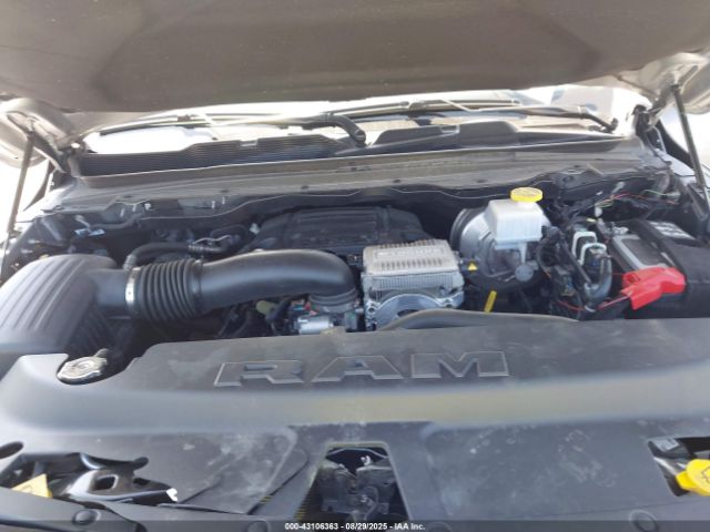 2024 RAM 1500 1C6SRFFT4RN124864 Photo 9