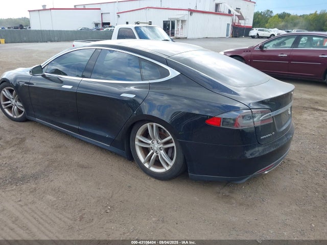 2013 TESLA MODEL S 5YJSA1CG0DFP04730 Photo 2