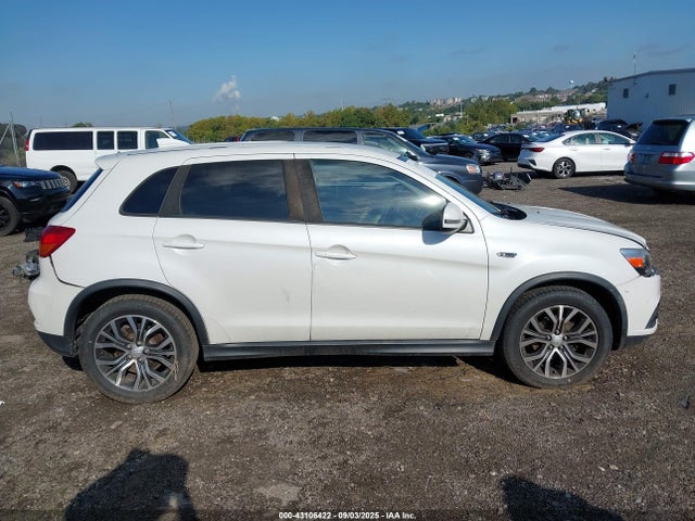Mitsubishi mivec 2018 JA4AR3AU4JU019989 Image 14