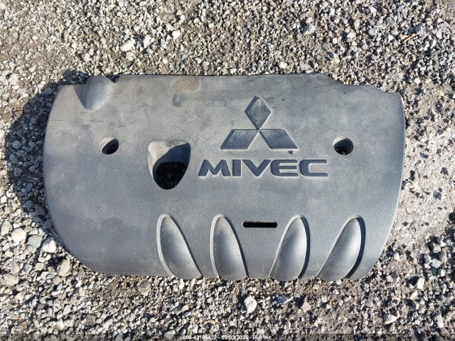 Mitsubishi mivec 2018 JA4AR3AU4JU019989 Image 12