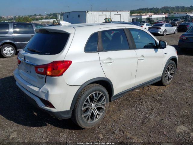 2018 MITSUBISHI OUTLANDER SPORT JA4AR3AU4JU019989 Photo 3
