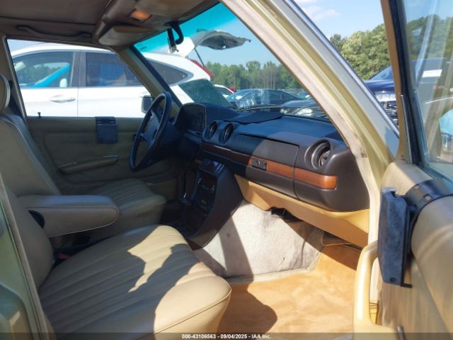 1984 MERCEDES-BENZ 300 WDBAB33A2EA138482 Photo 4