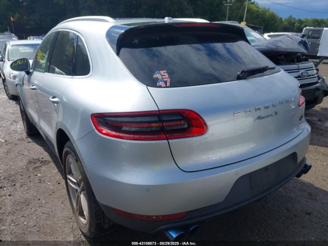 2016 PORSCHE MACAN WP1AB2A51GLB53319 Photo 2