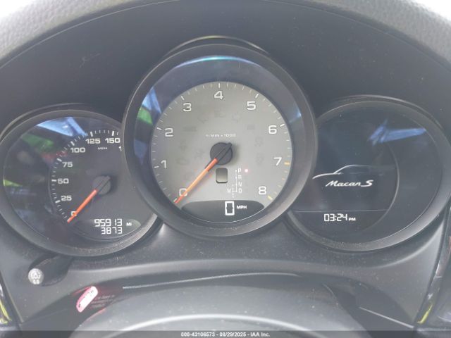 2016 PORSCHE MACAN WP1AB2A51GLB53319 Photo 6