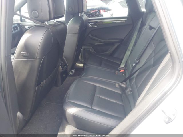 2016 PORSCHE MACAN WP1AB2A51GLB53319 Photo 7