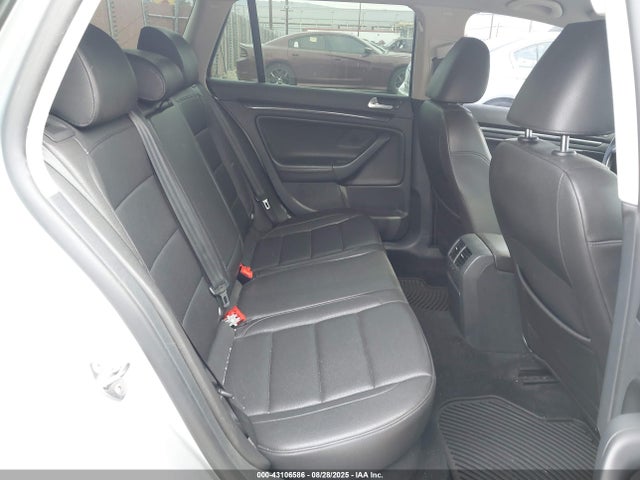 Volkswagen 2014 2014 3VWPL7AJ9EM624743 Image 8