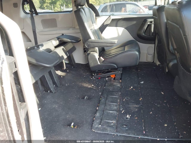 Chrysler 2014 2014 2C4RC1BGXER437211 Image 8