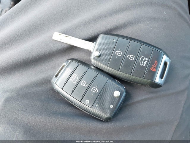 KNDJP3A55J7528346 KIA g