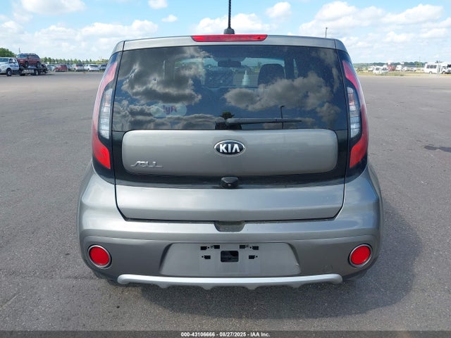 KNDJP3A55J7528346 KIA g