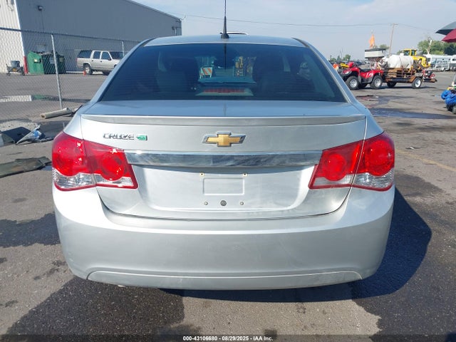 1G1P75SZ0E7299435 Chevrolet luz