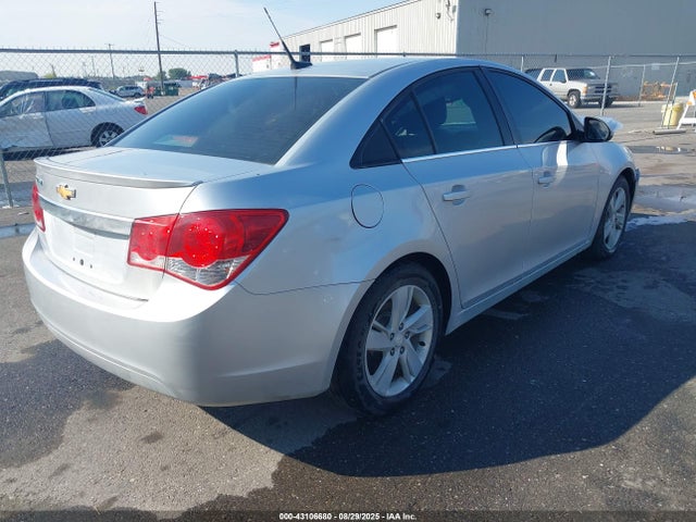 1G1P75SZ0E7299435 Chevrolet luz