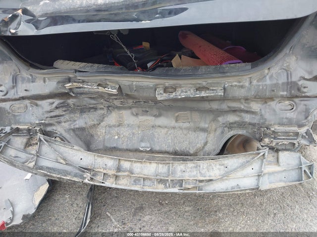 Hyundai Elantra 2017 KMHD74LF4HU424852 Image 12