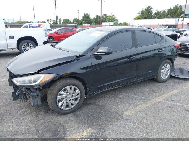 Hyundai Elantra 2017 KMHD74LF4HU424852 Image 2