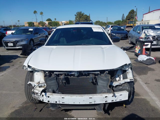 2C3CDXHG1GH267265 Dodge 2016