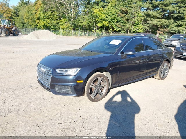 2017 AUDI A4 WAUENAF48HN032441 Photo 1