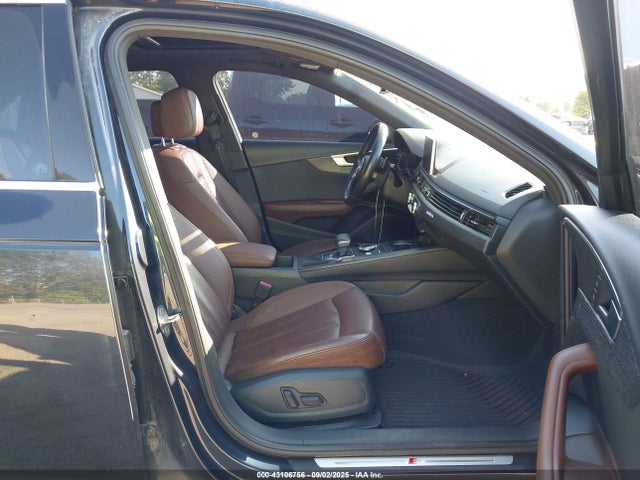 2017 AUDI A4 WAUENAF48HN032441 Photo 4