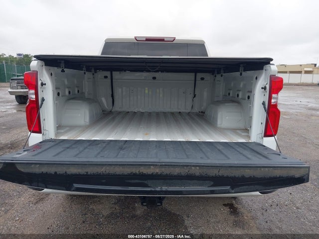 1GCPWBEK4MZ338313 Chevrolet l3b