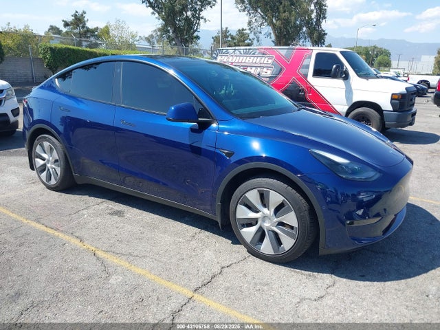 2022 TESLA MODEL Y 7SAYGAEE0NF552814 Photo 0