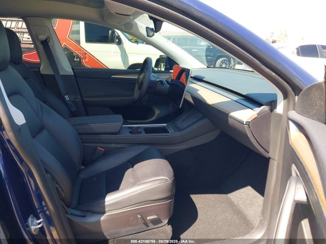 2022 TESLA MODEL Y 7SAYGAEE0NF552814 Photo 4