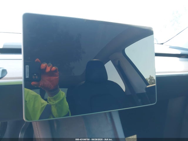 2022 TESLA MODEL Y 7SAYGAEE0NF552814 Photo 6