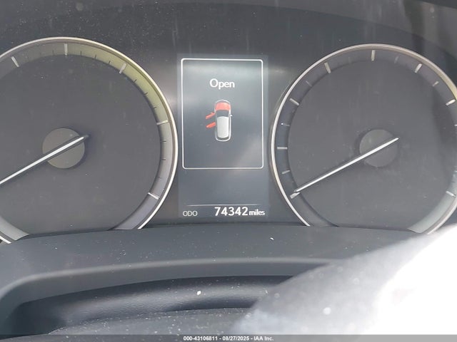 2T2ZZMCA4HC076827 Lexus 2017