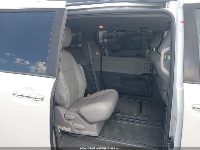 Toyota 2gr-fks 2018 5TDYZ3DC8JS951656 Image 8