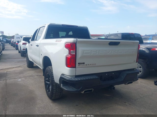 Chevrolet l84 2021 1GCPYFED4MZ191459 Image 3